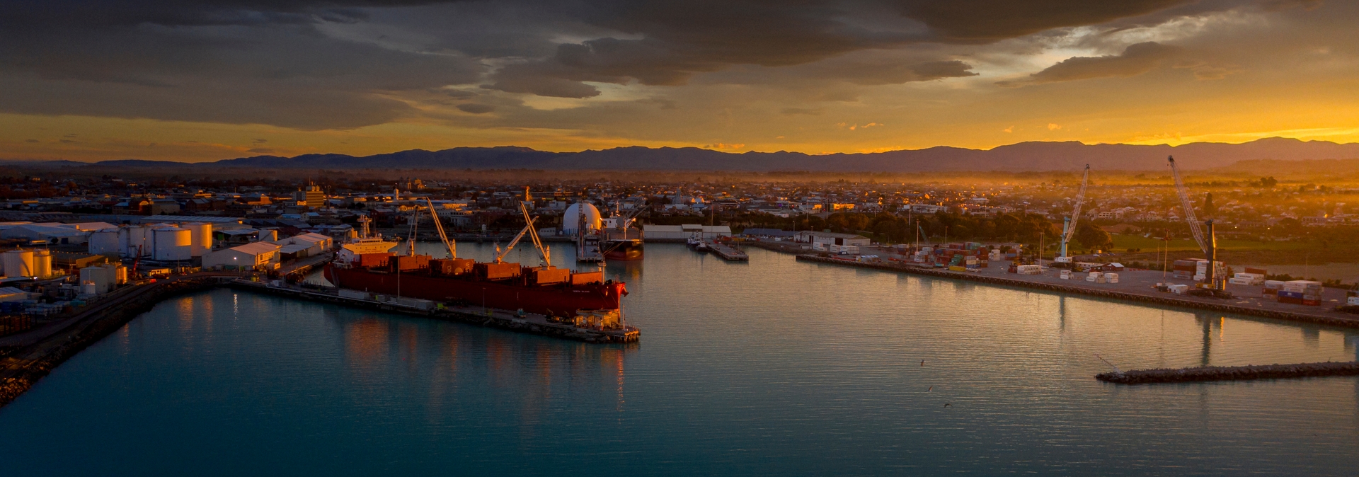 Sunset over PrimePort Timaru